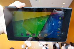 ܤǤĤȯȤʤNexus 72013ˡץեȥץå󡣵ˤʤǽåƤ