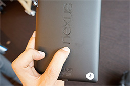 ܤǤĤȯȤʤNexus 72013ˡץեȥץå󡣵ˤʤǽåƤ