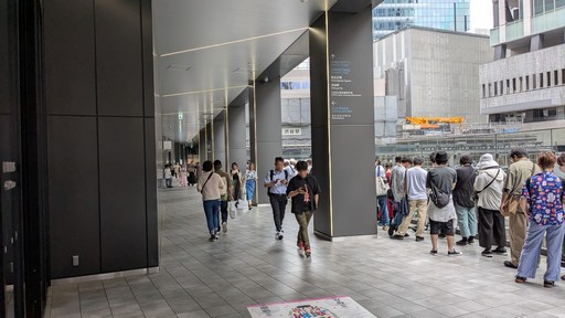 画像ギャラリー No.018のサムネイル画像 / スマホを片手に渋谷サクラステージを歩き回った「ファイナルファンタジーXIV 光の納涼祭」の模様をレポート