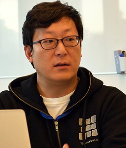 ���������꡼ No.001�Υ���ͥ������ / �ֹ��̵�ư��S.A.C. ONLINE�פ��ܻؤ����Τϡ�FPS�Ȥ��Ƥι⤤������ȸ���������ѤΥХ�󥹡���ȯ�����åդ˥��󥿥ӥ塼