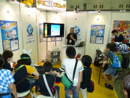 画像ギャラリー No.043のサムネイル画像 / 「パズドラZ」「ピクミン3」「妖怪ウォッチ」など,最新ゲームがプレイアブル出展された「次世代ワールドホビーフェア '13 Summer」をレポート