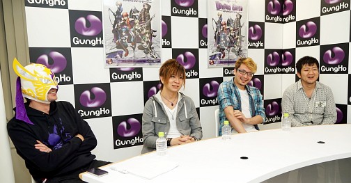 ������#013�Υ���ͥ���/�֥ǥ��Х��󥲡��ȡ�1��ǯ��ǰ���󥿥ӥ塼������1ǯ�֤�ư���Ⱥ����Ÿ���ˤĤ��ơ�������ǥ��쥯������4̾�α��ĳ�ȯ�����åդ�ľ��