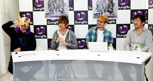 ������#029�Υ���ͥ���/�֥ǥ��Х��󥲡��ȡ�1��ǯ��ǰ���󥿥ӥ塼������1ǯ�֤�ư���Ⱥ����Ÿ���ˤĤ��ơ�������ǥ��쥯������4̾�α��ĳ�ȯ�����åդ�ľ��