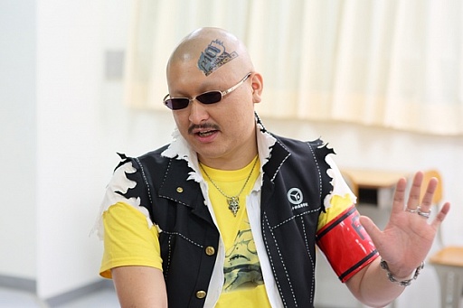 画像集#004のサムネイル/本日配信「ペルソナストーカー倶楽部」の収録現場をレポート。杉田智和さん,磯村知美さん,マフィア梶田によるペルソナ談議も掲載