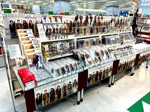 画像ギャラリー No.043のサムネイル画像 / ラモラックも実装されたので,心置きなく「グラブル」×「ANICLOSET.」コラボグッズを紹介。秋を彩る7キャラの描き下ろしラインナップ