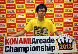 画像ギャラリー No.006のサムネイル画像 / 「KONAMI Arcade Championship 2012」2日目の模様をレポート。“三連覇”や海外勢の活躍に会場はヒートアップ