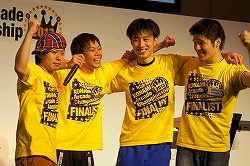 画像ギャラリー No.010のサムネイル画像 / 「KONAMI Arcade Championship 2012」2日目の模様をレポート。“三連覇”や海外勢の活躍に会場はヒートアップ