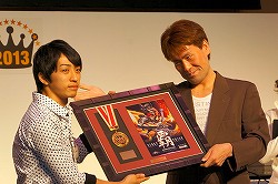 画像ギャラリー No.021のサムネイル画像 / 「KONAMI Arcade Championship 2012」2日目の模様をレポート。“三連覇”や海外勢の活躍に会場はヒートアップ