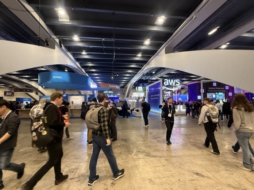 ���������꡼ No.008�Υ���ͥ������ / �Υ��󥿥ӥ塼��AWS����롤���ܤΥ�����Υ������Х�Ÿ����٤��볫ȯ / ���Ļٱ硽������AI�ȥ��饦�ɤ��⤿�餹��ǽ��