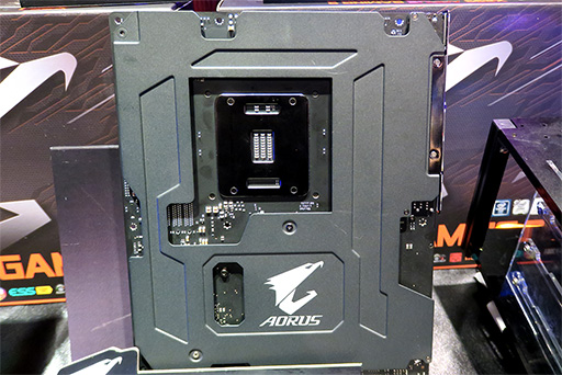 画像ギャラリー No.004のサムネイル画像 / GIGABYTE,X299チップセット採用のゲーマー向けマザーボード3製品を解説