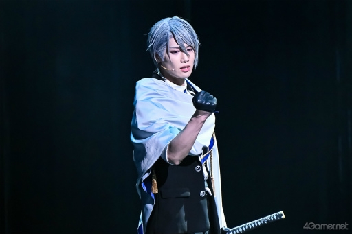 画像ギャラリー No.013のサムネイル画像 / 刀剣男士たちが見つめる足利尊氏・直義兄弟の理想と悲劇。「ミュージカル『刀剣乱舞』 〜静かなる夜半の寝ざめ〜」ゲネプロ公演レポート