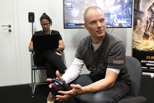 ꡼ No.003Υͥ / gamescomϲƤǤȯ䤬ֶäDeus Ex: Mankind DividedפγȯԤ˥󥿥ӥ塼ǥ󥰤ϥץ쥤䡼ο