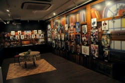 画像ギャラリー No.011のサムネイル画像 / 「オーディンスフィア レイヴスラシル」本日限りの発売記念抽選会が東京と大阪で実施中。東京・新宿では展示会「〜屋根裏図書館への招待〜」が1月24日まで開催