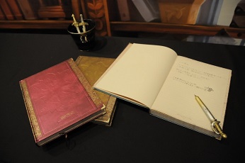 画像ギャラリー No.028のサムネイル画像 / 「オーディンスフィア レイヴスラシル」本日限りの発売記念抽選会が東京と大阪で実施中。東京・新宿では展示会「〜屋根裏図書館への招待〜」が1月24日まで開催