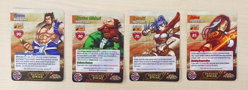 画像ギャラリー No.003のサムネイル画像 / 「あんぷらぐど☆げーまーず」第6回:複雑だがアツイ心理戦が楽しめる,海外発の本格“対戦格闘”カードゲーム「Yomi」