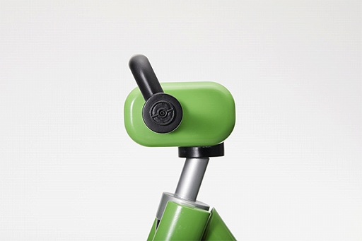 画像ギャラリー No.004のサムネイル画像 / 「ポケットモンスター 赤・緑」に登場する100万円の「じてんしゃ」が等身大模型で再現。1名にプレゼントされるキャンペーンも実施中