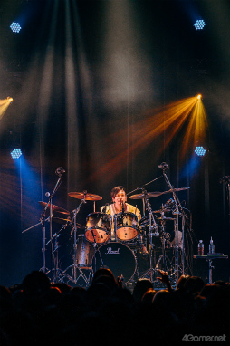 画像ギャラリー No.012のサムネイル画像 / 7年前の悲しみを,最高の思い出に塗り替えたい ――「バンやろ」発リアルバンド OSIRIS,7年ぶりワンマン「OSIRIS THE LUST GIG」レポート