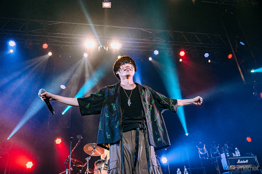 画像ギャラリー No.017のサムネイル画像 / 7年前の悲しみを,最高の思い出に塗り替えたい ――「バンやろ」発リアルバンド OSIRIS,7年ぶりワンマン「OSIRIS THE LUST GIG」レポート