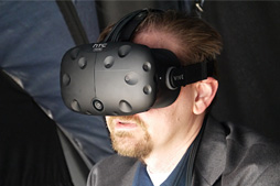 ���������꡼ No.003�Υ���ͥ������ / ��CES 2016��HTC����������2�Ĥ�γ�ȯ���åȡ�Vive Pre�ס���¢�����ȥ����ϰ���������Τ��ᡩ ʣ���Υǥ�ǻ�Ƥ���