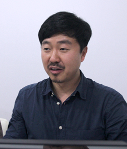 ���������꡼ No.003�Υ���ͥ������ / ��G-Star 2016�ϡ�White Day��Swan Song�פϡ���͸��ι�ư�����λҤα�̿����롣��ȯ��CEO�ؤΥ��󥿥ӥ塼��ǥ��ǤΥ���ץ�å�����Ǻ�