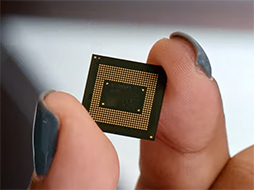 画像ギャラリー No.010のサムネイル画像 / Google,「Pixel 6」シリーズを10月28日に発売。独自SoC「Tensor」搭載で価格は税込7万4800円から