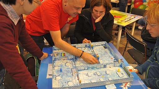 ���������꡼ No.006�Υ���ͥ������ / ��SPIEL��16�ϥڥ󥮥��Ϥ����Ƶ��򥲥åȤ��衪�������Ϥ��Ȥʤ���ά����̥�ϤΥ��������ܡ��ɥ������ICECOOL�פ�ͷ��Ǥߤ�