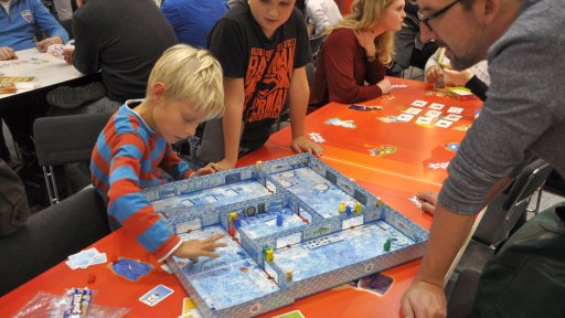 ���������꡼ No.009�Υ���ͥ������ / ��SPIEL��16�ϥڥ󥮥��Ϥ����Ƶ��򥲥åȤ��衪�������Ϥ��Ȥʤ���ά����̥�ϤΥ��������ܡ��ɥ������ICECOOL�פ�ͷ��Ǥߤ�