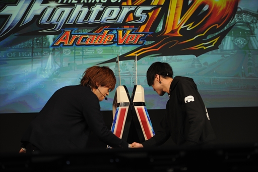 ���������꡼ No.006�Υ���ͥ������ / ��JAEPO2017�ϸ�����ͥ�ȥץ������ޡ�����KOF XIV�פǥ������з衪 NESiCAxLive2�ο������������줿���ڥ���륹�ơ�����ݡ���