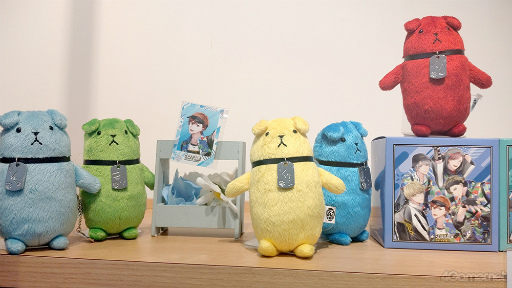 画像ギャラリー No.006のサムネイル画像 / ツキプロの期間限定ショップ「TSUKIPRO SHOP in HARAJUKU」内覧会レポート。“COT部”をテーマにツキコットや研究員姿のタレントが登場