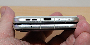 画像ギャラリー No.012のサムネイル画像 / 写真で見る「motorola razr 60」。手ごろな価格のミドルクラス市場向け折りたたみスマートフォン