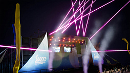 画像ギャラリー No.010のサムネイル画像 / 「SWDC」,最新「Ver.2.1」が稼働開始。ストーリーモード「プロ認定レース」と「Mid-Ocean」の逆走ナイトコースが実装