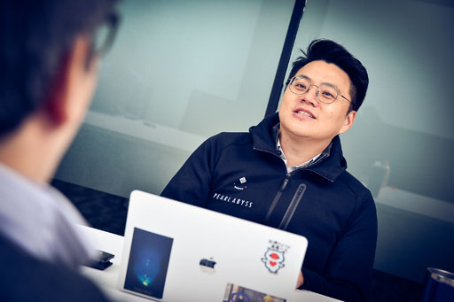 画像ギャラリー No.004のサムネイル画像 / 「黒い砂漠MOBILE」を運営するパールアビスジャパンは,プレイヤーの生の声を聞きたいし,それを真剣に受け取りたい