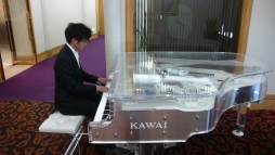 ���������꡼ No.003�Υ���ͥ������ / 11��2���˵��Ԥǳ��Ť�����From_.�פ�2��ǯ��ǰ���󥵡��ȡ����ܤ�������