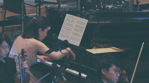 画像ギャラリー No.008のサムネイル画像 / 「キャサリン・フルボディ Symphonic Concert」レポート。フルオーケストラ+ビッグバンドで濃密なサウンドが奏でられた