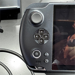 ���������꡼ No.003�Υ���ͥ������ / ���ӷ�������PC��GPD WIN 5�פ�µ��ǥ����å����������ʤ���Ȥ����꤬�礭���Ѥ�ꤽ����TGS2025��