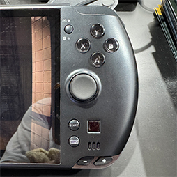 ���������꡼ No.004�Υ���ͥ������ / ���ӷ�������PC��GPD WIN 5�פ�µ��ǥ����å����������ʤ���Ȥ����꤬�礭���Ѥ�ꤽ����TGS2025��