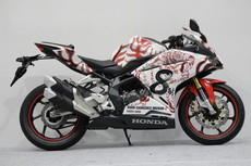 画像集 No.008のサムネイル画像 / 「真・三國無双8」が鈴鹿8耐とコラボ。陸遜がホンダ,趙雲がカワサキ,鍾会がスズキ,曹丕がヤマハを応援