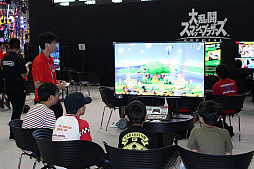 画像集 No.011のサムネイル画像 / 任天堂やレベルファイブなど,ゲームメーカーも多数参加した「次世代ワールドホビーフェア'18 Summer」レポート。SIEの噂のキャラクター「ゴンじろー」の正体も明らかに