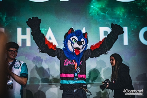 EVO2019ϡMortal Kombat 11ͥSonicFoxꡣMortal Kombatץ꡼вԤ״̤