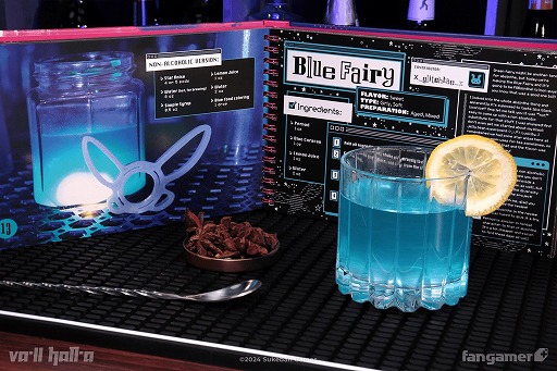 ꡼ No.004 | VA-11 Hall-Aס쥷ܡKarmotrine Dream Cocktail Recipe Bookפ򳤳ȯ䡣¤κȤäƺΥƥƸǤ