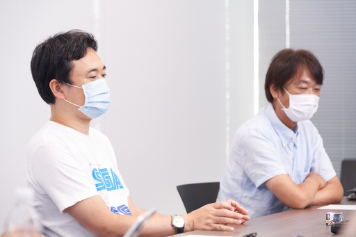 画像ギャラリー No.012のサムネイル画像 / 30年を経て,あの携帯ゲーム機が蘇る。「ゲームギアミクロ」発売記念,セガ&エムツーのキーマン3名にインタビュー