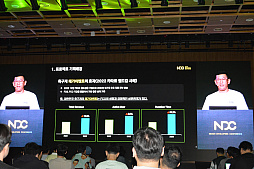 ���������꡼ No.004�Υ���ͥ������ / �쥸����ɥ��å�������򽸤᤿��������ʤ����ȥ��ȡ��꡼�ɤ��������������������Nexon Icon Match�פ�����΢��NDC25��