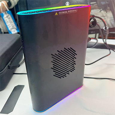 画像ギャラリー No.011のサムネイル画像 / 7型有機ELディスプレイ&Ryzen AI 300搭載の携帯型ゲームPC「OneXFly F1 Pro」の国内予約がスタート