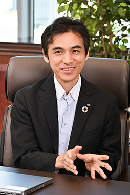 ���������꡼ No.006�Υ���ͥ������ / �Υ��󥿥ӥ塼�ϥ��������ƥ���Ȥ�����Ҥ�AI�ؤθ����礤���ϡ����¤�����ˤ�΢�Ǥ����줿��Τ��ä���AI�λȤ��������ҤΥݥꥷ���˻��ޤǡ����ʤ�ɽ�˽Фʤ��ͤˤ��줳��ʹ���Ƥߤ褦