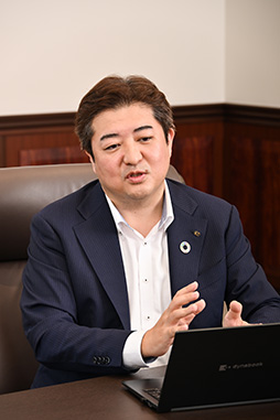 ���������꡼ No.007�Υ���ͥ������ / �Υ��󥿥ӥ塼�ϥ��������ƥ���Ȥ�����Ҥ�AI�ؤθ����礤���ϡ����¤�����ˤ�΢�Ǥ����줿��Τ��ä���AI�λȤ��������ҤΥݥꥷ���˻��ޤǡ����ʤ�ɽ�˽Фʤ��ͤˤ��줳��ʹ���Ƥߤ褦