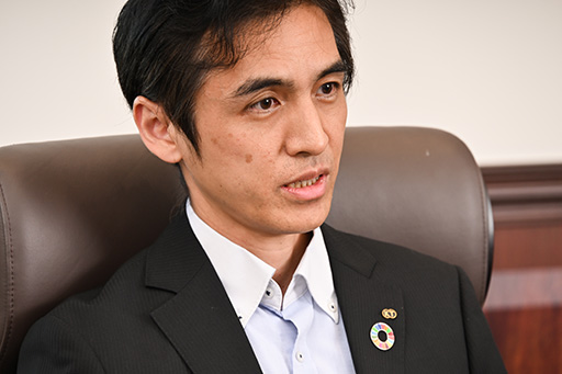 ���������꡼ No.008�Υ���ͥ������ / �Υ��󥿥ӥ塼�ϥ��������ƥ���Ȥ�����Ҥ�AI�ؤθ����礤���ϡ����¤�����ˤ�΢�Ǥ����줿��Τ��ä���AI�λȤ��������ҤΥݥꥷ���˻��ޤǡ����ʤ�ɽ�˽Фʤ��ͤˤ��줳��ʹ���Ƥߤ褦