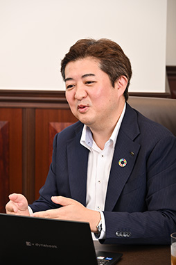 ���������꡼ No.015�Υ���ͥ������ / �Υ��󥿥ӥ塼�ϥ��������ƥ���Ȥ�����Ҥ�AI�ؤθ����礤���ϡ����¤�����ˤ�΢�Ǥ����줿��Τ��ä���AI�λȤ��������ҤΥݥꥷ���˻��ޤǡ����ʤ�ɽ�˽Фʤ��ͤˤ��줳��ʹ���Ƥߤ褦