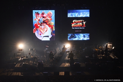 画像ギャラリー No.003のサムネイル画像 / 「ストリートファイター35周年記念ライブ」レポート。ストIIからスト6までの人気楽曲をバンドサウンドならではのアレンジで披露