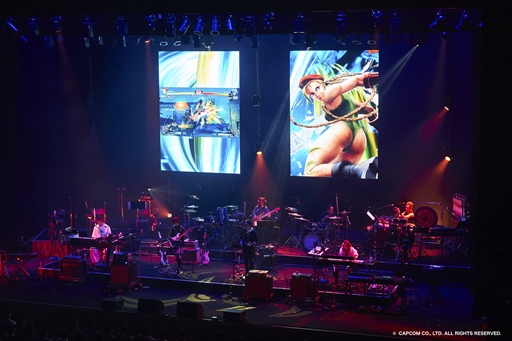 画像ギャラリー No.004のサムネイル画像 / 「ストリートファイター35周年記念ライブ」レポート。ストIIからスト6までの人気楽曲をバンドサウンドならではのアレンジで披露