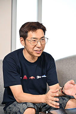 ���������꡼ No.023�Υ���ͥ������ / �Υ��󥿥ӥ塼�ϥǥ��������������С��γˤϡ����ȼ��ʲ���Ĥʤ�����³�����ס����ߥ�ȥ����åȤΥե��󡦥�����CEO����롤����ů�ؤ�ȯ�ۤθ���